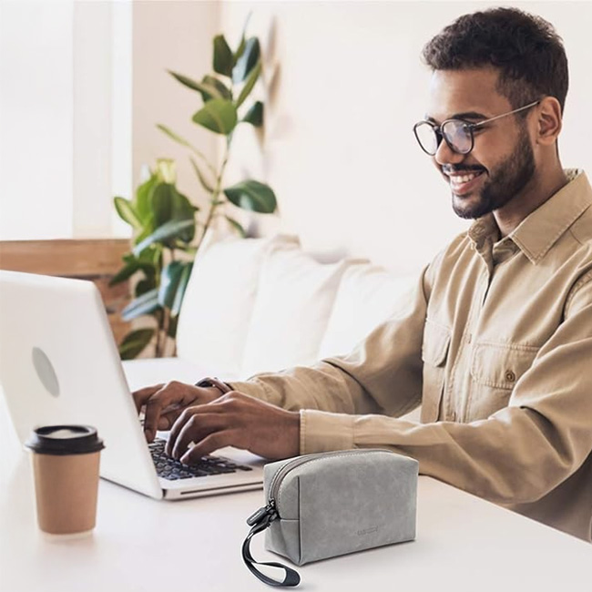 UGREEN Electronics Accessories Storage Bag with Lanyard (Gray)